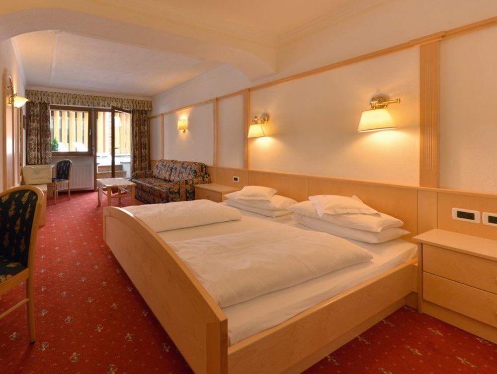 Hotel Diamant San Cassiano  Eksteriør bilde