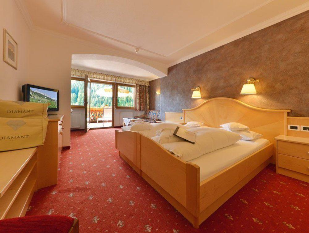 Hotel Diamant San Cassiano  Eksteriør bilde